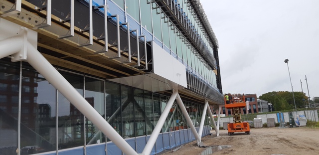 Aluminium achterconstructie gevelbanden